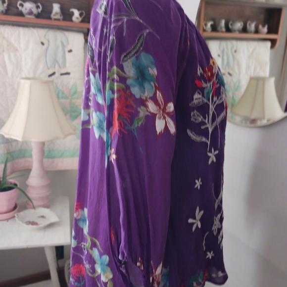 Johnny Was Embroidered Top - Picture 5 of 7